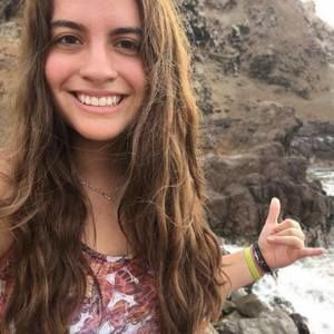 Meet your Posher, Daniela